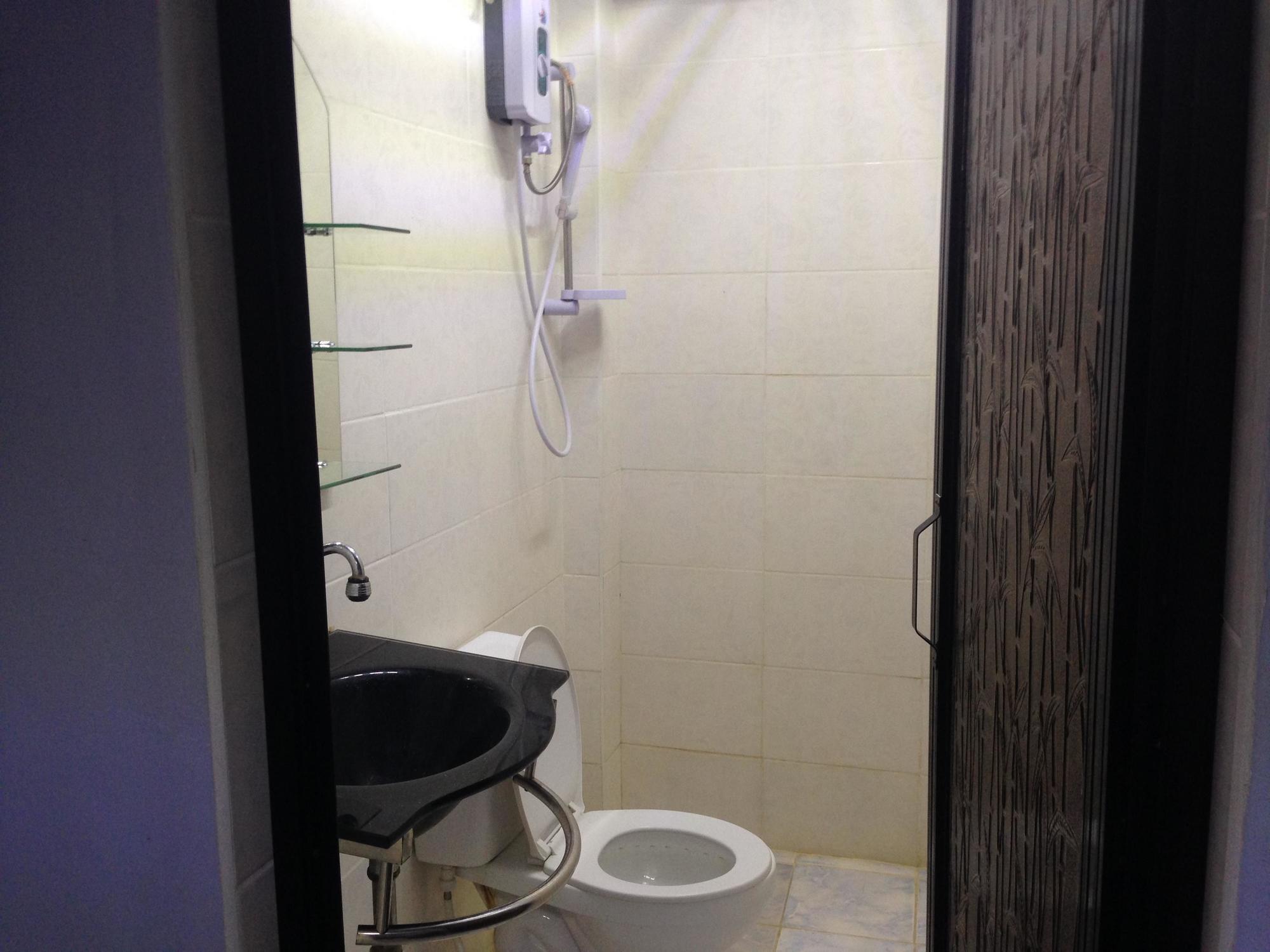 اولونجابو Gumleaves Hotel And Restaurant المظهر الخارجي الصورة