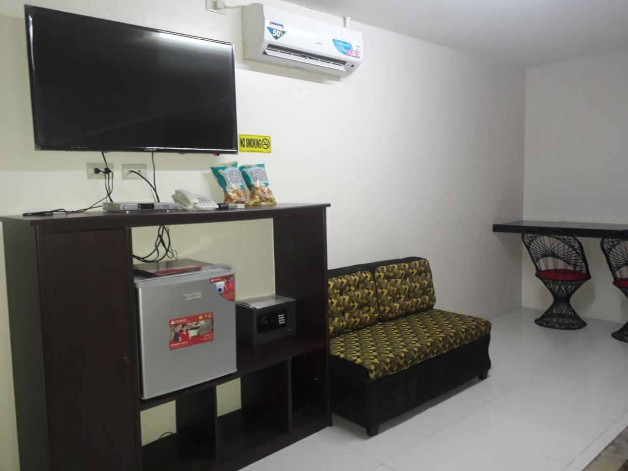 اولونجابو Gumleaves Hotel And Restaurant المظهر الخارجي الصورة